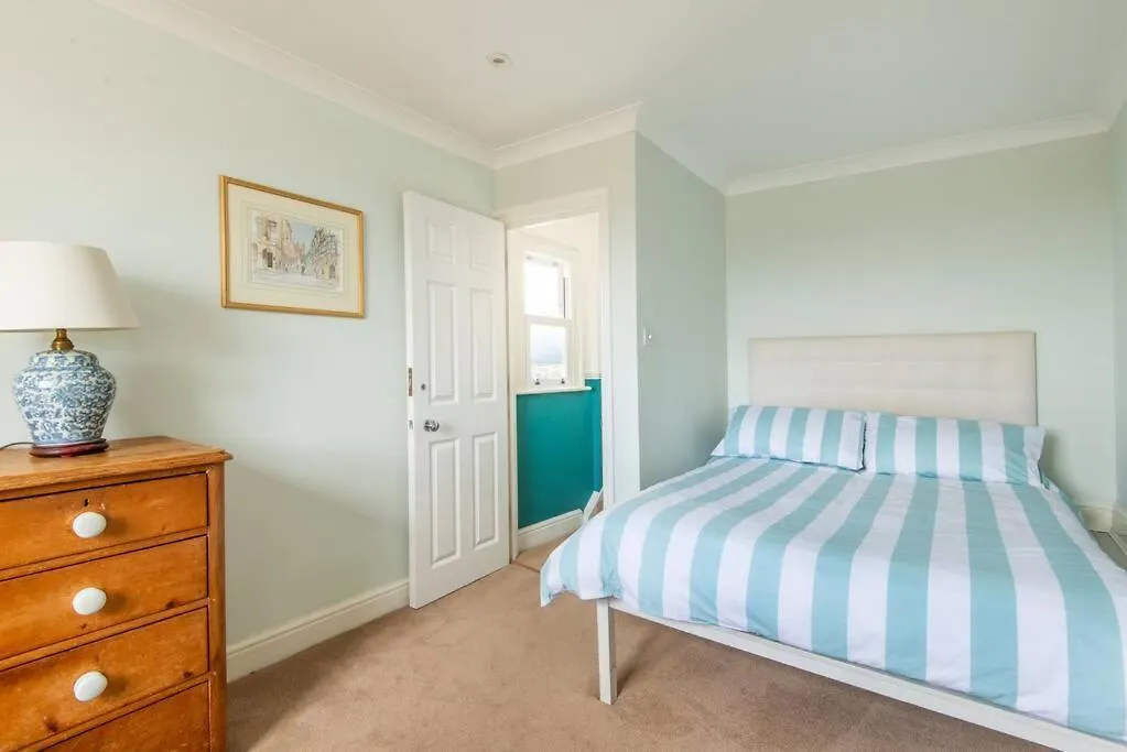3Br Apt 5 Min To Brightonstation 0*, 브라이턴